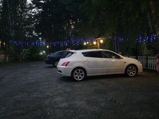 2002 Toyota WiLL II (VS), белый, 420000 рублей, вид 2