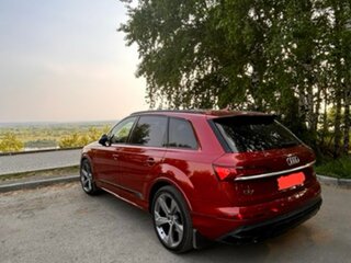 2020 Audi Q7 45 TDI II (4M) Рестайлинг, красный, 9200000 рублей, вид 4