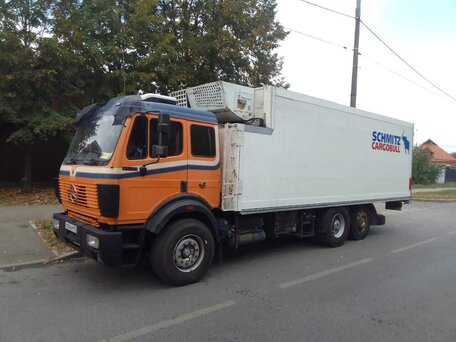 1994 Mercedes-Benz SK, оранжевый, 999999 рублей, вид 3