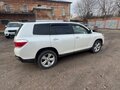 2011 Toyota Highlander II (XU40) Рестайлинг, белый, 1750000 рублей - вид 4