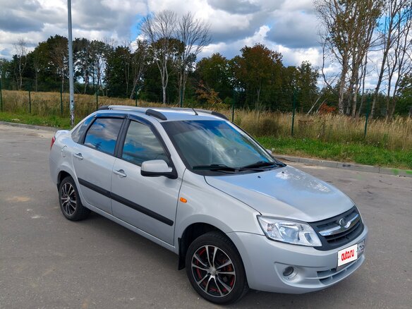 2013 Lada (ВАЗ) Granta I, серебристый, 365000 рублей - вид 1