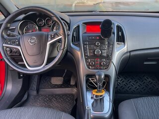 2012 Opel Astra GTC J Рестайлинг, красный, 960000 рублей, вид 2