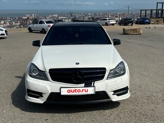 2011 Mercedes-Benz C-Класс 180 BlueEFFICIENCY III (W204) Рестайлинг, белый, 1150000 рублей, вид 1