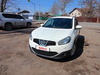 2011 Nissan Qashqai I Рестайлинг, белый, 950000 рублей, вид 1