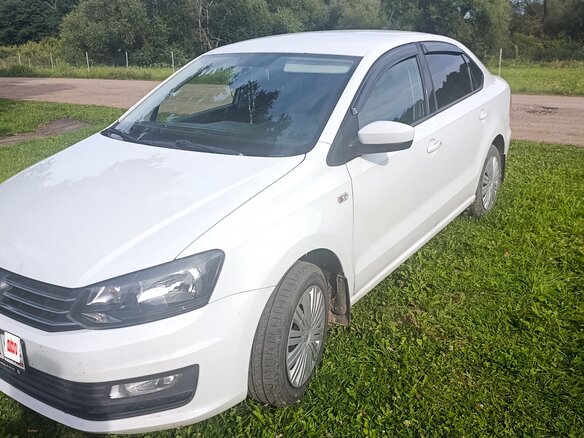 2017 Volkswagen Polo V Рестайлинг, белый, 1150000 рублей