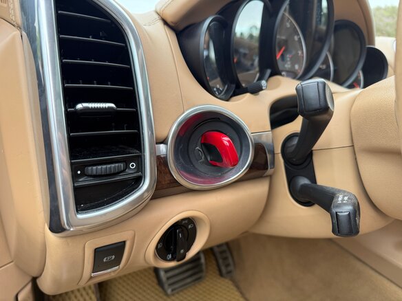 2010 Porsche Cayenne S II (958), фиолетовый, 2200000 рублей - вид 5