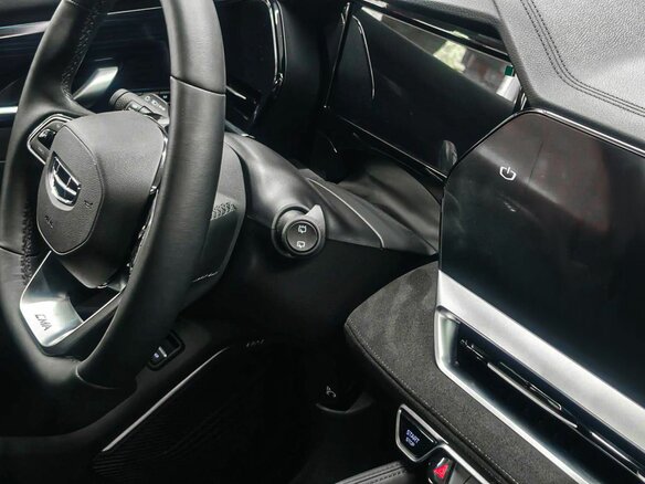 2024 Geely Monjaro I, белый, 3439900 рублей - вид 25