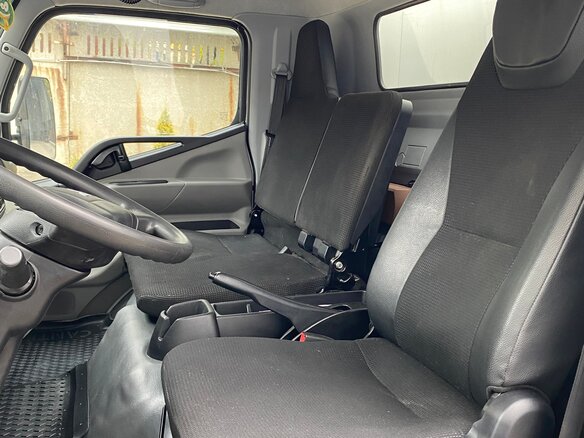 2020 Fuso (Mitsubishi) Canter, белый, 2600000 рублей - вид 14