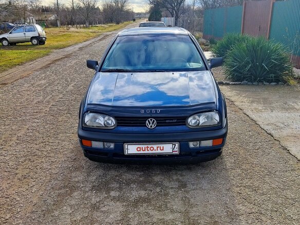 1993 Volkswagen Golf III, синий, 500000 рублей