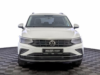 2021 Volkswagen Tiguan II Рестайлинг, белый, 2700000 рублей, вид 2
