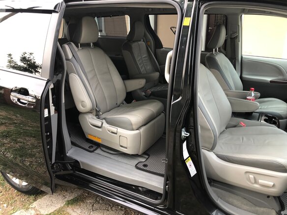 2012 Toyota Sienna III, чёрный, 2535000 рублей - вид 32