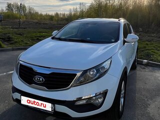 2011 Kia Sportage III, белый, 1350000 рублей, вид 3