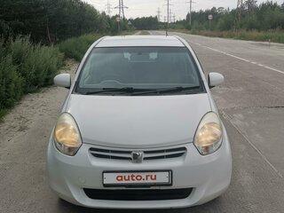 2011 Toyota Passo II (C30), белый, 715000 рублей, вид 2