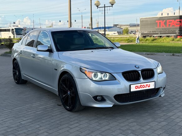 2008 BMW 5 серии 528i V (E60/E61) Рестайлинг, серый - вид 2