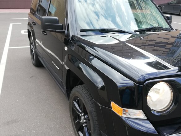 2011 Jeep Liberty (Patriot), чёрный - вид 1