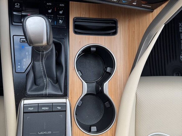 2020 Lexus RX 350 IV Рестайлинг, бежевый, 3989000 рублей - вид 8