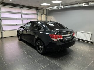 2011 Chevrolet Cruze I, чёрный, 705000 рублей, вид 4