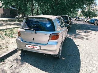 2000 Toyota Vitz I (P10), серебристый, 300000 рублей, вид 5