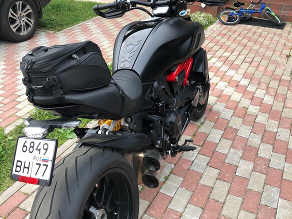 2019 Ducati Diavel, чёрный - вид 2