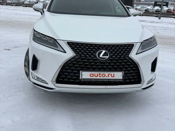 2021 Lexus RX 300 IV Рестайлинг, белый, 5800000 рублей - вид 9