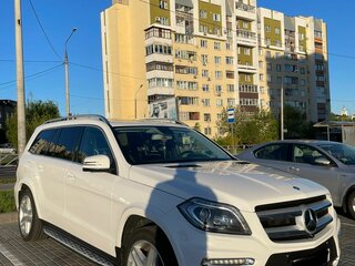 2015 Mercedes-Benz GL-Класс 400 II (X166), белый, 3360000 рублей, вид 3