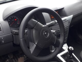 2013 Opel Astra H Рестайлинг, чёрный, 780000 рублей, вид 5