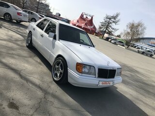 1993 Mercedes-Benz W124 220, белый, 500000 рублей, вид 4
