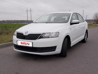 2018 Skoda Rapid I Рестайлинг, белый, 823577 рублей, вид 2