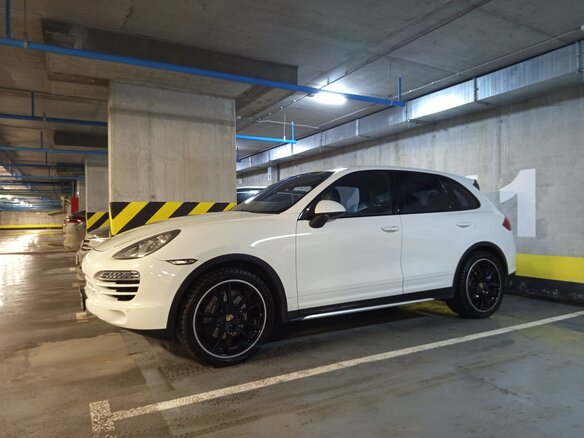2012 Porsche Cayenne Diesel II (958), белый, 3600000 рублей - вид 5