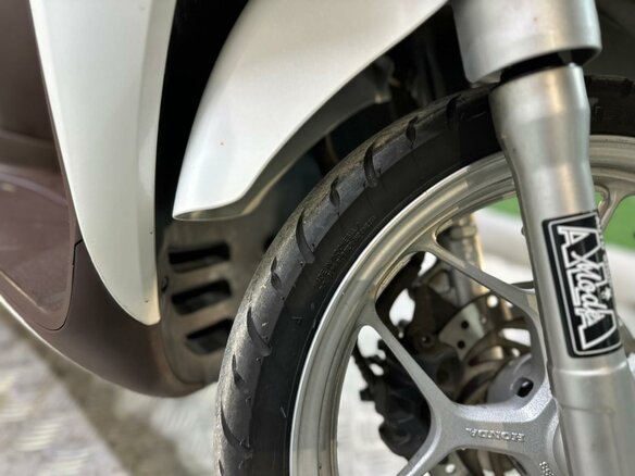 2013 Honda SH, белый, 215000 рублей - вид 13