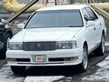 1997 Toyota Crown X (S150), белый, 650000 рублей - вид 2