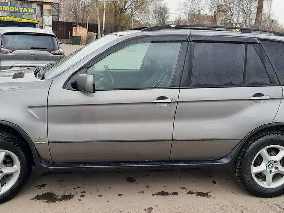 2005 BMW X5 3.0i I (E53) Рестайлинг, серый - вид 2