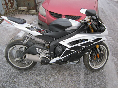 2011 Yamaha YZF-R6, белый, 460000 рублей, вид 1