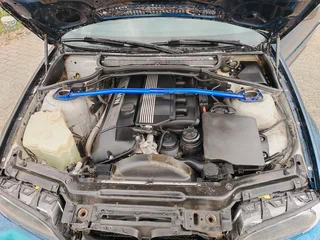 2000 BMW 3 серии 320i IV (E46), серебристый, 950000 рублей, вид 2