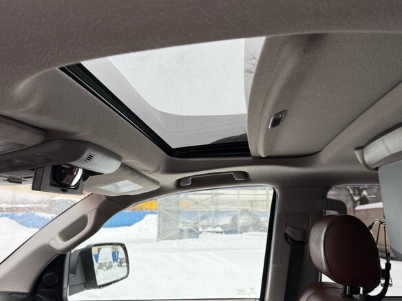 2012 Toyota Sequoia II, белый, 3900000 рублей - вид 21
