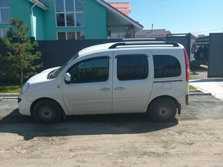 2012 Renault Kangoo II, белый, 1350000 рублей, вид 2