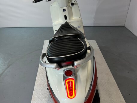 2019 Peugeot Django, красный, 135000 рублей, вид 4