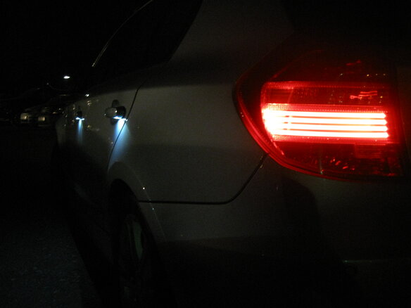 2007 BMW 1 серии 118i I (E81/E82/E87/E88) Рестайлинг, серебристый - вид 29