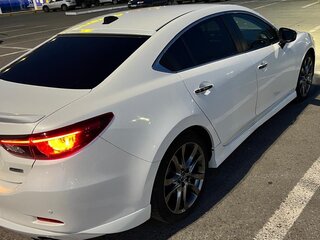 2016 Mazda 6 III (GJ) Рестайлинг, белый, 2100000 рублей, вид 4