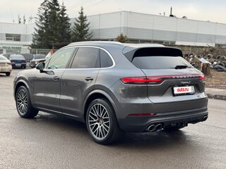 2021 Porsche Cayenne S III, серый, 6300000 рублей, вид 5
