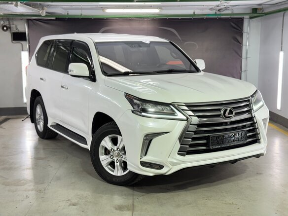 2017 Lexus LX 450d III Рестайлинг 2, белый, 6950000 рублей - вид 2
