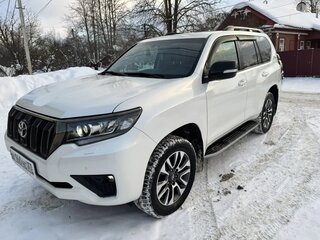 2021 Toyota Land Cruiser Prado 150 Series Рестайлинг 3, белый, 7750000 рублей, вид 1