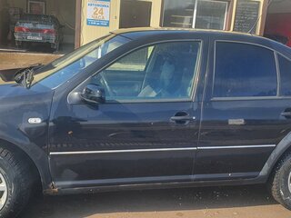 2002 Volkswagen Bora I, чёрный, 350000 рублей, вид 3