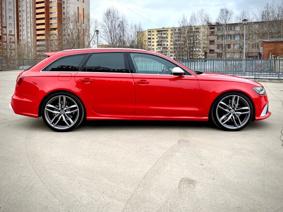 2013 Audi RS 6 III (C7), красный - вид 3