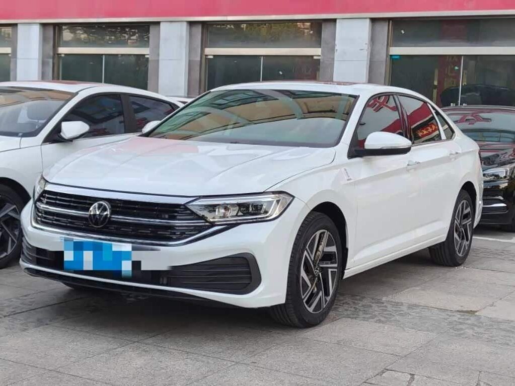 Открыть фотографии: Volkswagen Sagitar III Рестайлинг
