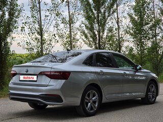 2022 Volkswagen Jetta VII Рестайлинг, серый, 2120000 рублей, вид 5