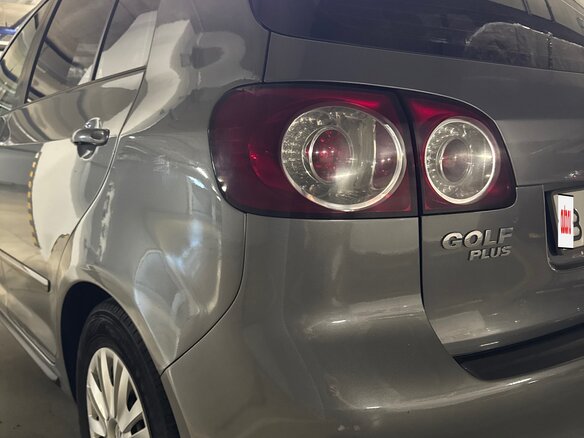 2013 Volkswagen Golf Plus II, серебристый, 700000 рублей - вид 12