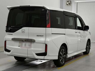 2022 Honda Stepwgn Spada V Рестайлинг, белый, 1710000 рублей, вид 3