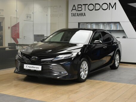 Toyota Camry VIII (XV70)