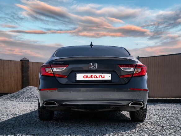 2019 Honda Accord X, серый, 2590000 рублей - вид 4